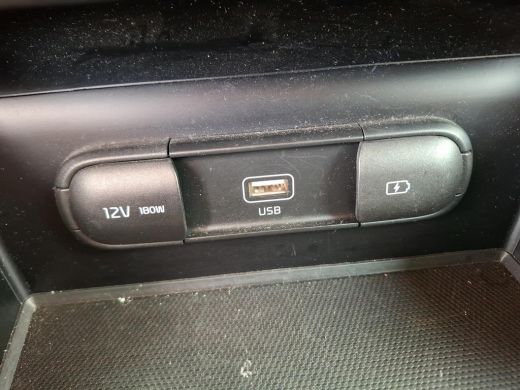 Kia e-Soul DynamicPlusLine 39.2 kWh LED verlichting | 17 inch lichtmetalen velgen | digitaal dashboard ActivLease financial lease