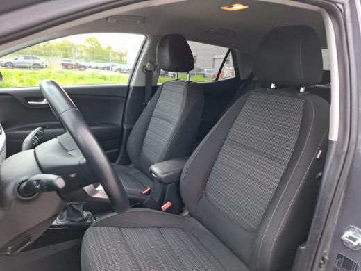 Kia Stonic 1.0 T-GDi MHEV DynamicPlusLine | Navigatie \ Airco | Camera ActivLease financial lease