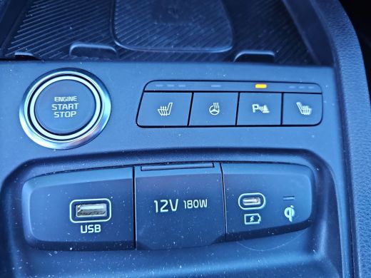 Kia Stonic 1.0 T-GDi MHEV GT-Line Climate | Navigatie | 17 Inch ActivLease financial lease