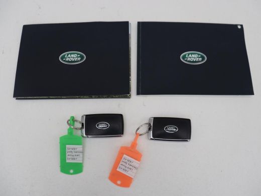 Land Rover Discovery Sport P300e 1.5 R-Dynamic SE | Panoramadak | Head-Up | Leder | Trekhaak | Matrix LED | Stoelverwarming ... ActivLease financial lease