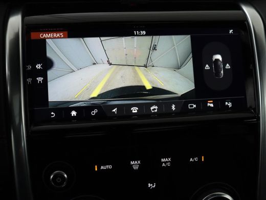 Land Rover Discovery Sport P300e 1.5 R-Dynamic SE | Panoramadak | Head-Up | Leder | Trekhaak | Matrix LED | Stoelverwarming ... ActivLease financial lease