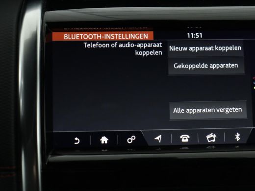 Land Rover Discovery Sport P300e 1.5 R-Dynamic SE | Panoramadak | Head-Up | Leder | Trekhaak | Matrix LED | Stoelverwarming ... ActivLease financial lease