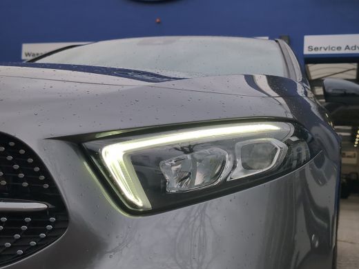 Mercedes-Benz A-Klasse 180 AMG | Sfeerverlichting | Stoelverwarming | Apple Carplay | Navigatie | AMG-styling | Achterui... ActivLease financial lease