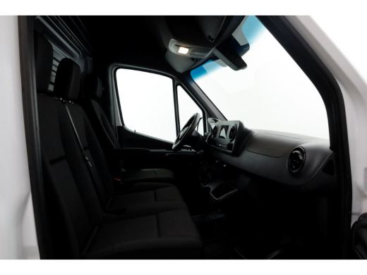 Mercedes-Benz Sprinter 311 CDI 115pk L2H2 Airco/Carplay 10-2023 ActivLease financial lease