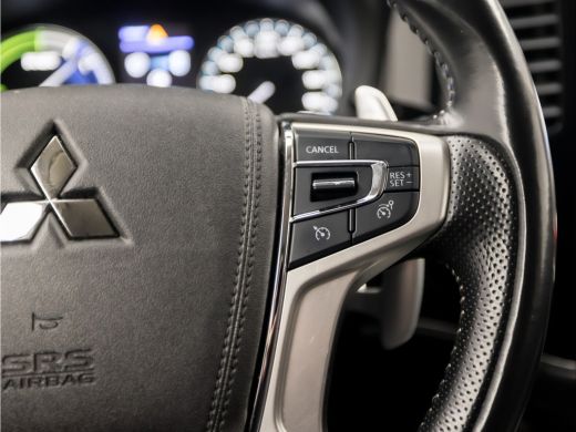 Mitsubishi Outlander 2.4 PHEV Deluxe 225Pk Automaat (APPLE CARPLAY, CLIMATE, CAMERA, TREKHAAK, STOELVERWARMING, SPORTS... ActivLease financial lease