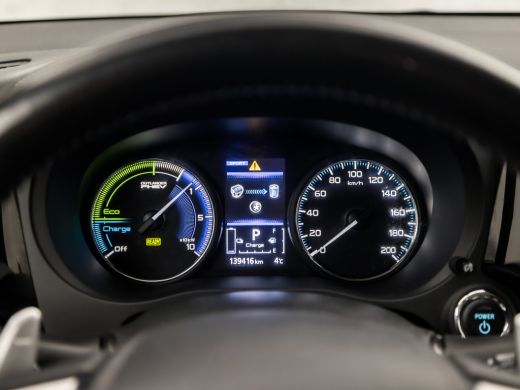 Mitsubishi Outlander 2.4 PHEV Deluxe 225Pk Automaat (APPLE CARPLAY, CLIMATE, CAMERA, TREKHAAK, STOELVERWARMING, SPORTS... ActivLease financial lease