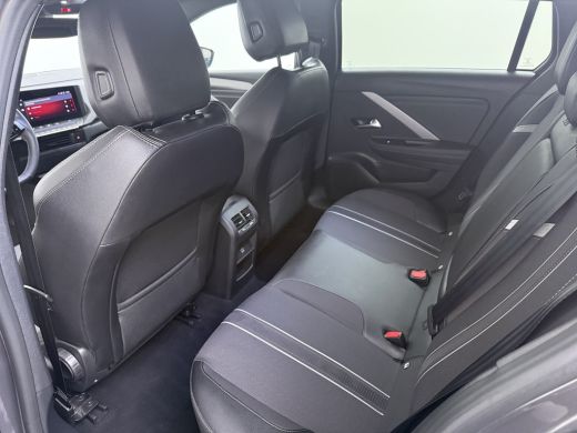 Opel Astra Sports Tourer 1.2 GS | Achteruitrijcamera | Cruise control adaptief met Stop&Go | Electronic clim... ActivLease financial lease