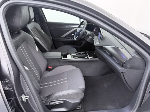 Opel Astra Sports Tourer 1.2 GS | Achteruitrijcamera | Cruise control adaptief met Stop&Go | Electronic clim... ActivLease financial lease