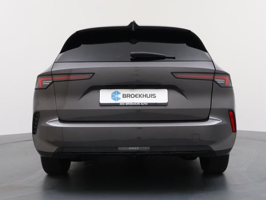 Opel Astra Sports Tourer 1.2 GS | Achteruitrijcamera | Cruise control adaptief met Stop&Go | Electronic clim... ActivLease financial lease