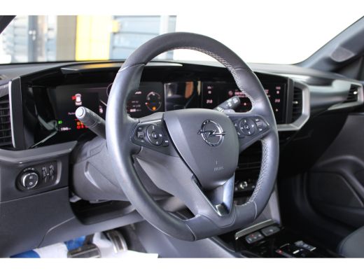 Opel Mokka 1.2 Turbo Ultimate | Alcantara bekleding | Apple carplay | Keyless entry | Stoel en stuurverwarmi... ActivLease financial lease