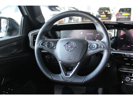 Opel Mokka 1.2 Turbo Ultimate | Alcantara bekleding | Apple carplay | Keyless entry | Stoel en stuurverwarmi... ActivLease financial lease