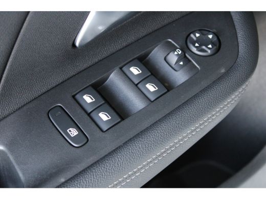 Opel Mokka 1.2 Turbo Ultimate | Alcantara bekleding | Apple carplay | Keyless entry | Stoel en stuurverwarmi... ActivLease financial lease