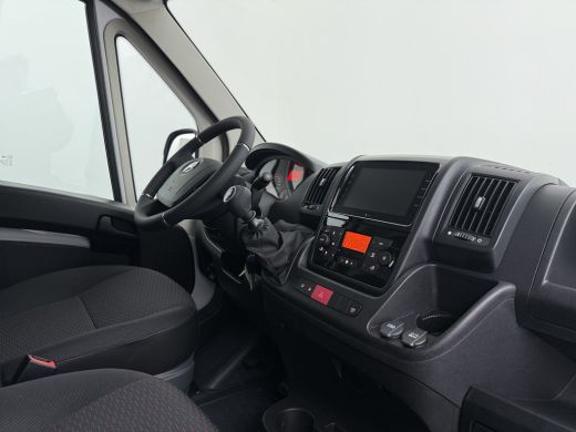 Opel Movano L2H2 3,3t 140pk | BPM VRIJ | Achteruitrijcamera | Airco (automatisch) | Cruise Control ActivLease financial lease