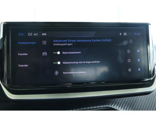 Peugeot 208 Hybrid 110 e-DCS6 GT | Cruise Control | Pano | Dodehoekdetectie | Navi | 360 Camera | Carplay | K... ActivLease financial lease