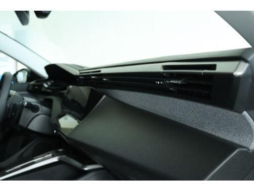 Peugeot 308 SW 1.2 Hybrid 145 e-DCS6 Allure | Adapt. Cruise | 360 Camera | Navi | Carplay | LMV | LED | PDC |... ActivLease financial lease