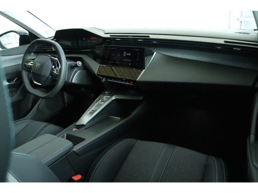 Peugeot 308 SW 1.2 Hybrid 145 e-DCS6 Allure | Adapt. Cruise | 360 Camera | Navi | Carplay | LMV | LED | PDC |... ActivLease financial lease