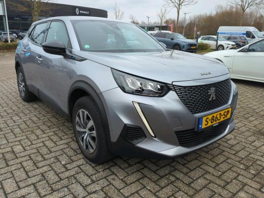 Peugeot e-2008 EV Active Pack 50 kWh 3 Fase 11kW | Navigatie 3D | Achteruitrijcamera | Parkeersensoren | Full-LE...