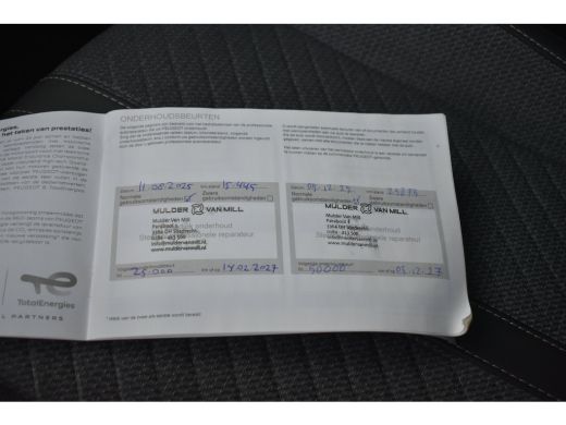 Peugeot e-2008 EV Allure Avantage 54 kWh 3 Fase 96%SOH! | Warmtepomp | Adaptive Cruise | 360 Camera | ActivLease financial lease