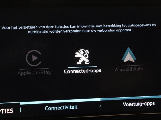 Peugeot e-2008 EV GT Pack 50 kWh | 3 Fase | Panoramadak | Stoelverwarming | Adaptive cruise | Leder | Carplay | ... ActivLease financial lease
