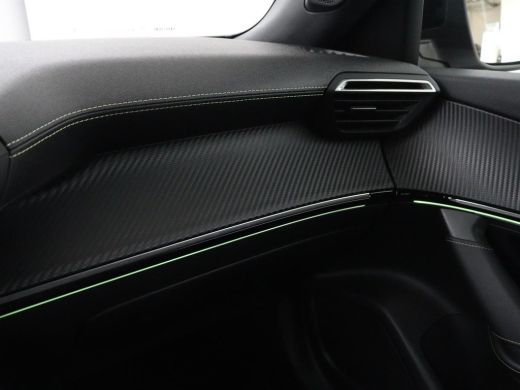 Peugeot e-2008 EV GT Pack 50 kWh | 3 Fase | Panoramadak | Stoelverwarming | Adaptive cruise | Leder | Carplay | ... ActivLease financial lease