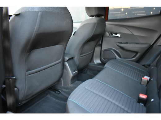 Peugeot e-2008 EV Style 50 kWh 3 Fase 11kW 97%SOH! | Navigatie 3D | Achteruitrijcamera | Climate Control | Full-... ActivLease financial lease