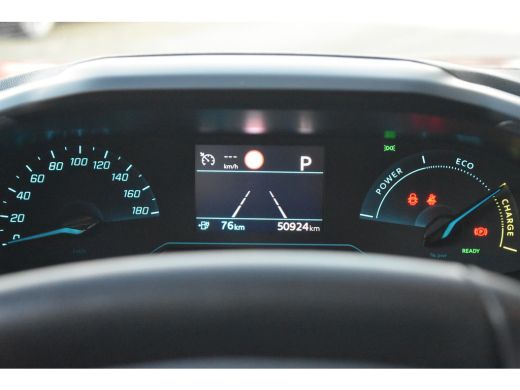 Peugeot e-2008 EV Style 50 kWh 3 Fase 11kW 97%SOH! | Navigatie 3D | Achteruitrijcamera | Climate Control | Full-... ActivLease financial lease