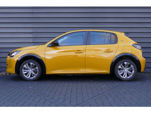 Peugeot e-208 EV 136PK 50KWH 5-DRS ACTIVE PACK AUTOMAAT / NAVI / LED / PDC / 16"LMV / 3-FASE / BLUETOOTH / CRUI... ActivLease financial lease