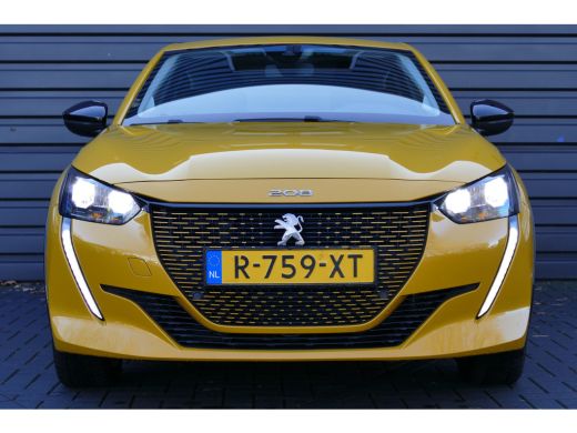 Peugeot e-208 EV 136PK 50KWH 5-DRS ACTIVE PACK AUTOMAAT / NAVI / LED / PDC / 16"LMV / 3-FASE / BLUETOOTH / CRUI... ActivLease financial lease