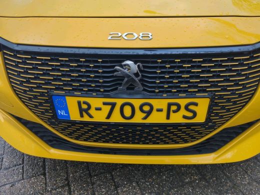 Peugeot e-208 EV Active 50 kWh 3 Fase 11kW Unieke KM-stand! | 1e Eigenaar | Dealeronderhouden | Navigatie by Ap... ActivLease financial lease