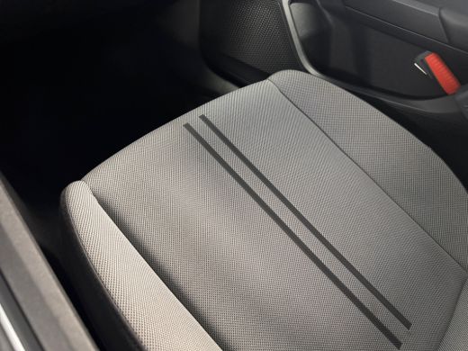 Seat Leon Sportstourer 1.5 TSI 130pk Style Launch Edition Achteruitrijcamera | Navigatie |  17 inch lichtme... ActivLease financial lease