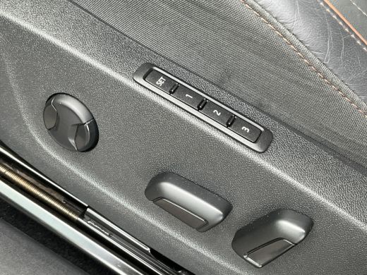 Skoda Enyaq iV 80 First Edition Trekhaak Memory Leer Stoelverw Camera Sportline SOH 86% ActivLease financial lease