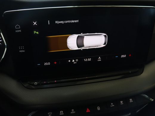 Skoda Octavia 1.0 TSI Business Edition | Trekhaak | Carplay | Navigatie | Full LED | Parkeerhulp | Climate cont... ActivLease financial lease