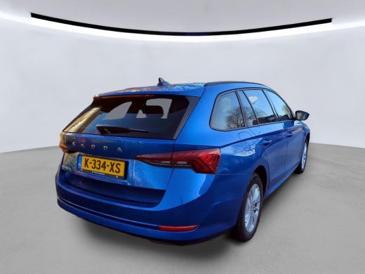 Skoda Octavia Combi 1.0 TSI Business Edition NL-AUTO | LAGE KM STAND ActivLease financial lease