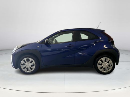 Toyota Aygo 1.0 VVT-i MT Play (Navigatie - Adaptive cruise) ActivLease financial lease