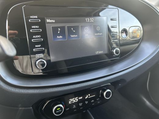 Toyota Aygo 1.0 VVT-i S-CVT first (Navigatie) ActivLease financial lease