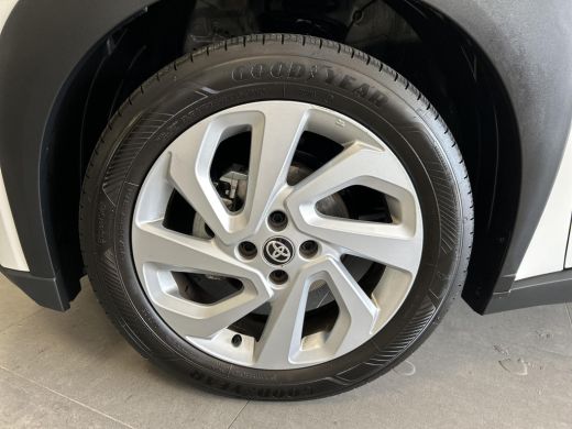 Toyota Aygo 1.0 VVT-i S-CVT first (Navigatie) ActivLease financial lease