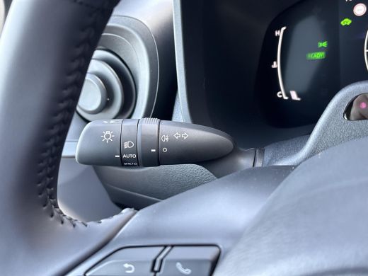 Toyota Aygo Hybrid 115 play **NIEUWE AUTO/ HYBRIDE** ActivLease financial lease