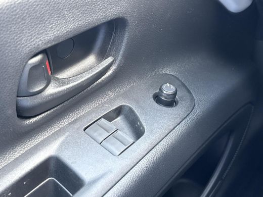 Toyota Aygo Hybrid 115 play **NIEUWE AUTO/ HYBRIDE** ActivLease financial lease