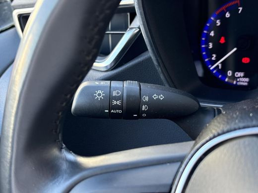 Toyota Corolla Touring Sports 1.8 Hybrid Executive **DODEHOEK DETECTIE/ TREKHAAK/ STOELVERWARMING/ PARKEERSENSOREN** ActivLease financial lease