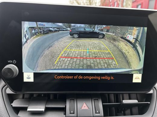 Toyota RAV4 2.5 Hybrid AWD Style ActivLease financial lease