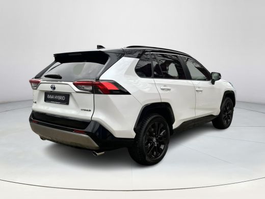 Toyota RAV4 2.5 Hybrid AWD Style ActivLease financial lease