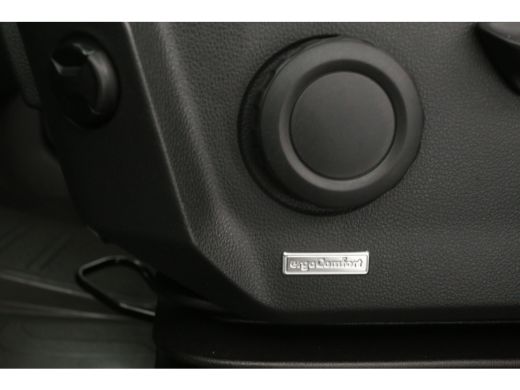 Volkswagen Crafter 2.0 TDI L3H2 | 140PK | Airco | Carplay | Parkeersens. | Elektrpakket ActivLease financial lease