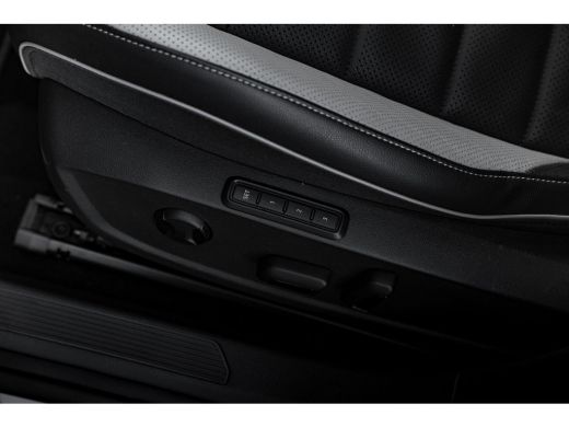 Volkswagen Golf 1.4 eHybrid GTE | Leder | Stoelverwarming/Ventilatie | Keyless | ActivLease financial lease