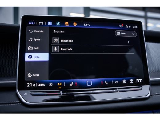 Volkswagen Tayron 204 PK Automaat 1.5 eHybrid Life Edition | Achteruitrijcamera ActivLease financial lease