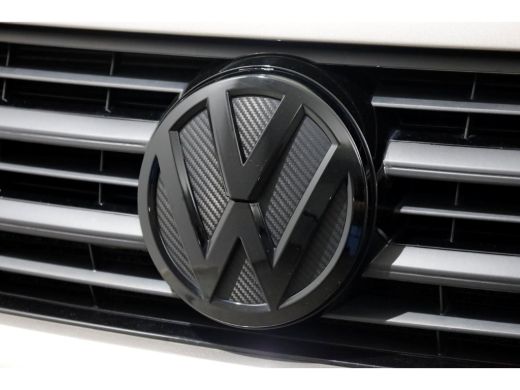 Volkswagen Transporter T6 2.0 TDI 150pk Lang D.C. Highline LED/Navi/ACC/2x Schuifdeur 06-2017 ActivLease financial lease