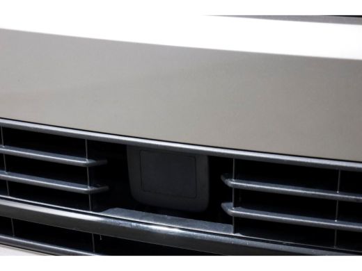 Volkswagen Transporter T6 2.0 TDI 150pk Lang D.C. Highline LED/Navi/ACC/2x Schuifdeur 06-2017 ActivLease financial lease