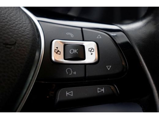 Volkswagen Transporter T6 2.0 TDI 150pk Lang D.C. Highline LED/Navi/ACC/2x Schuifdeur 06-2017 ActivLease financial lease