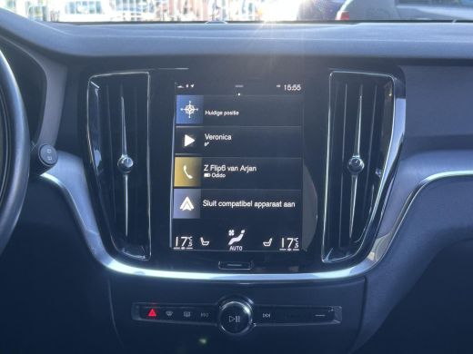 Volvo  V60 2.0 B3 Momentum Advantage NL-AUTO | NAVI | 19''| LEDER| ActivLease financial lease