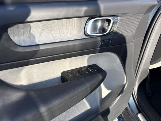 Volvo  XC40 2.0 T5 PHEV Inscription ActivLease financial lease