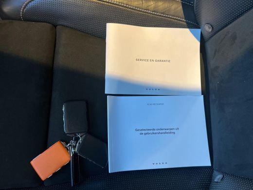 Volvo  XC40 Recharge P8 AWD R-Design NL-AUTO | TREKHAAK | GOOGLE NAVI ActivLease financial lease